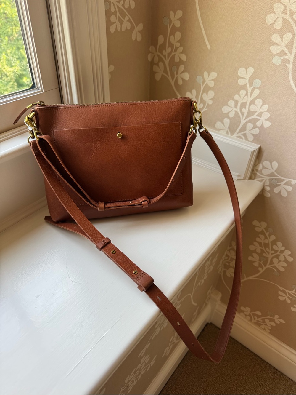 Madewell Leather Shoulder Bag in Chestnut Brown
